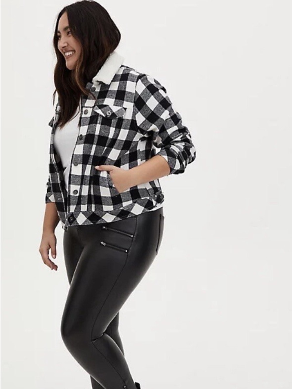 Torrid Black Plaid Brushed Twill & Faux Fur Collar Trucker Jacket Size 0 (Large) - Picture 2 of 12